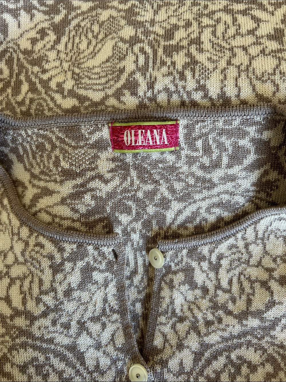 Oleana sweater - Picture 3 of 6